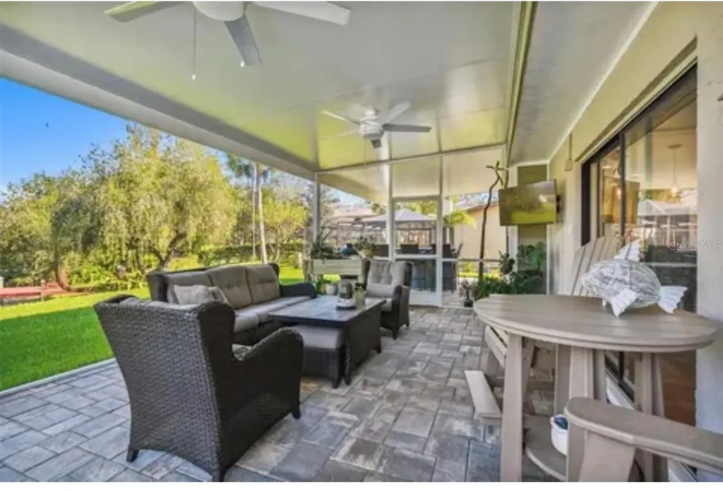1326 Corner Oaks Drive Brandon FL 33510