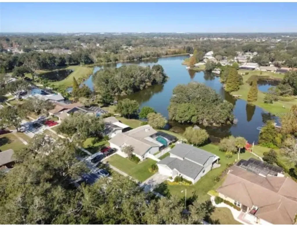 1326 Corner Oaks Drive Brandon FL 33510