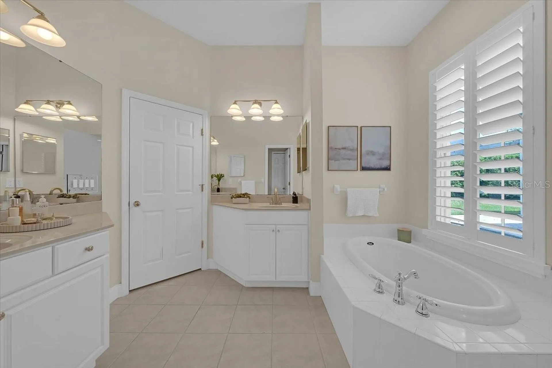 14639 Chatsworth Manor Circle Tampa FL 33626