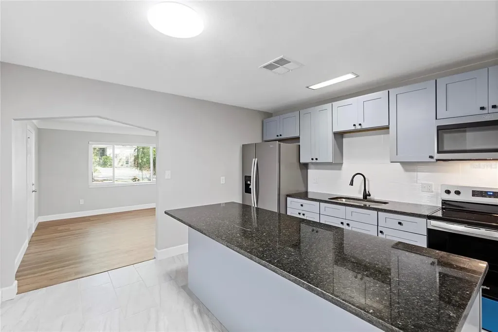 804 S Evergreen Avenue Clearwater FL 33756