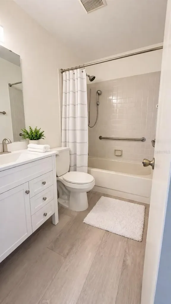 114 Spreading Oak Court Sanford FL 32773