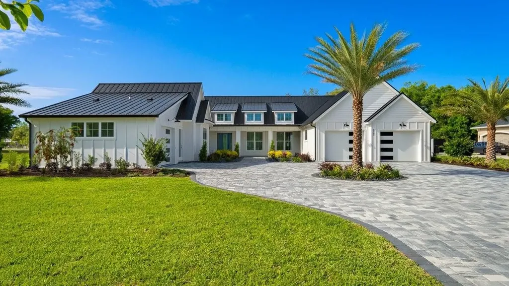 825 Pheasant Run Court W Port Orange FL 32127