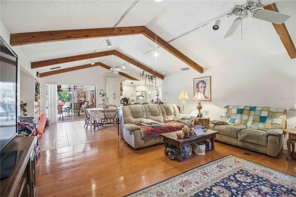 3951 Country View Drive Sarasota FL 34233