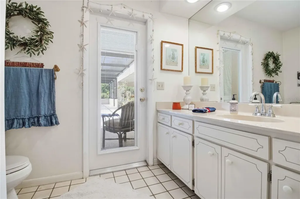 3951 Country View Drive Sarasota FL 34233