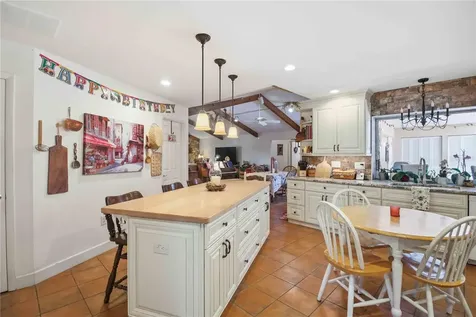 3951 Country View Drive Sarasota FL 34233