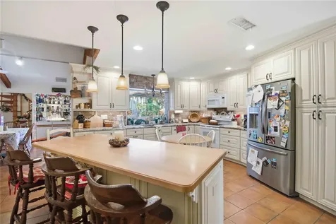 3951 Country View Drive Sarasota FL 34233