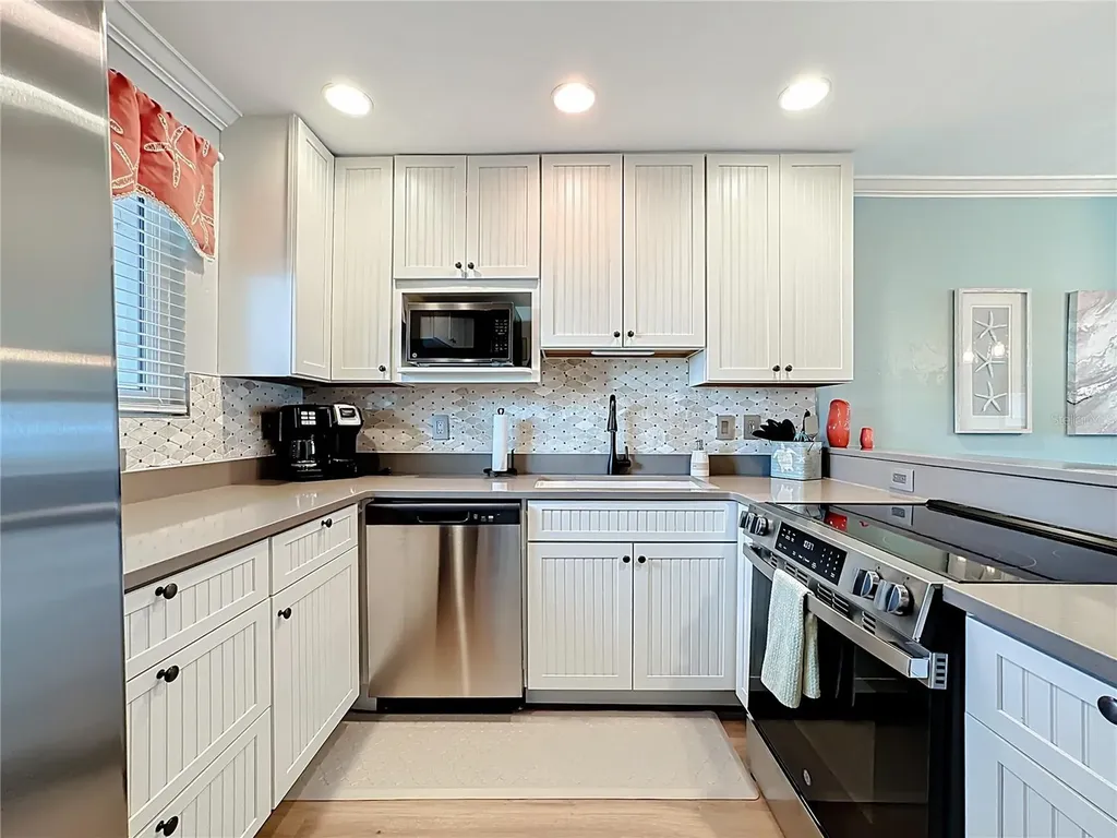 1801 Gulf Drive N Bradenton Beach FL 34217