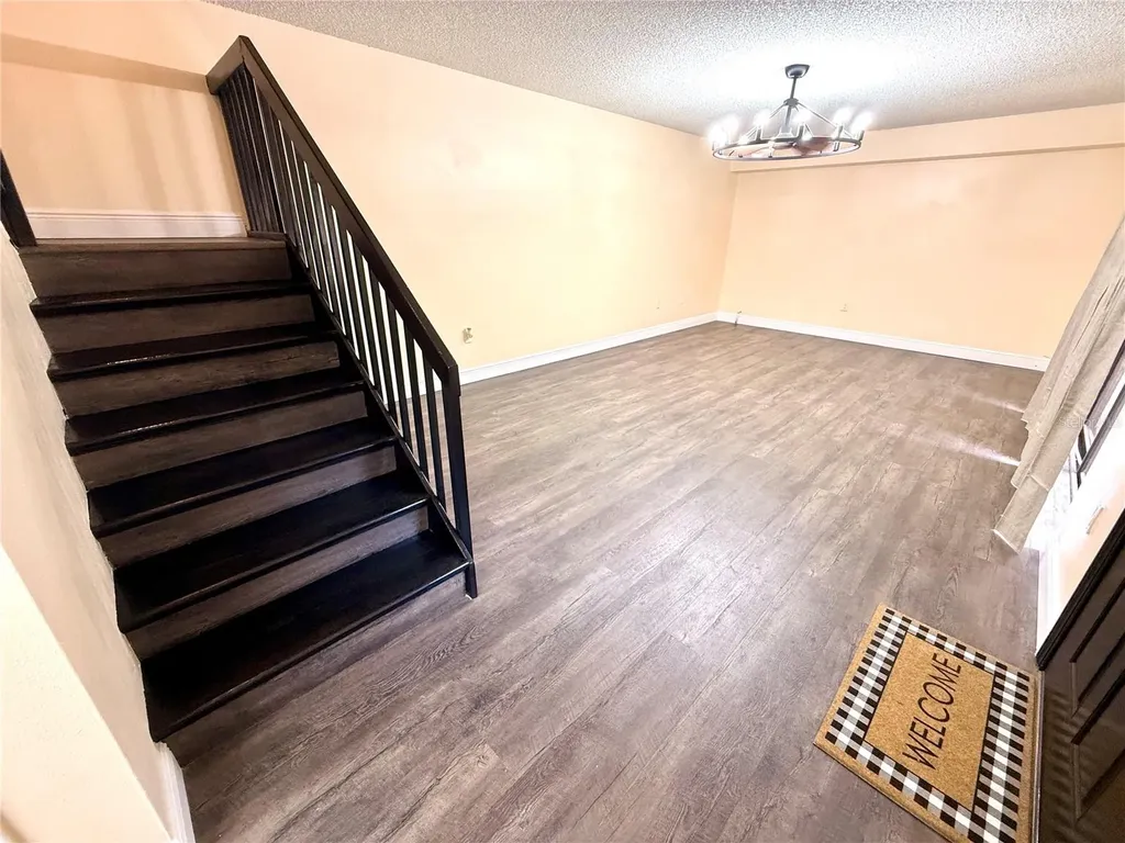 2712 14th Court Palm Harbor FL 34684