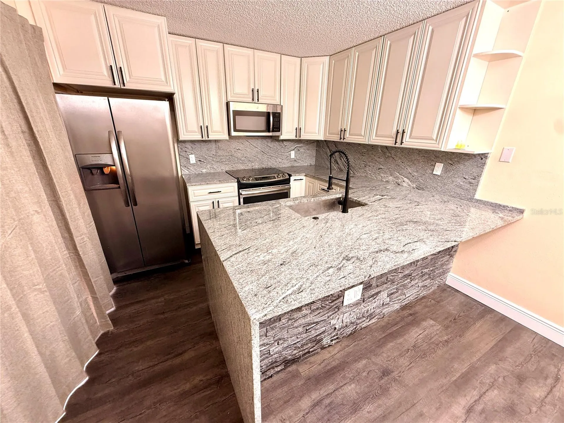 2712 14th Court Palm Harbor FL 34684