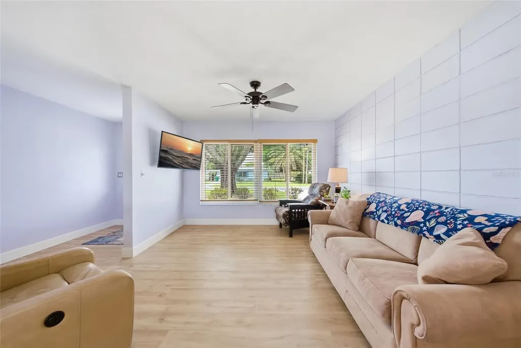 10871 Grove Terrace Seminole FL 33772
