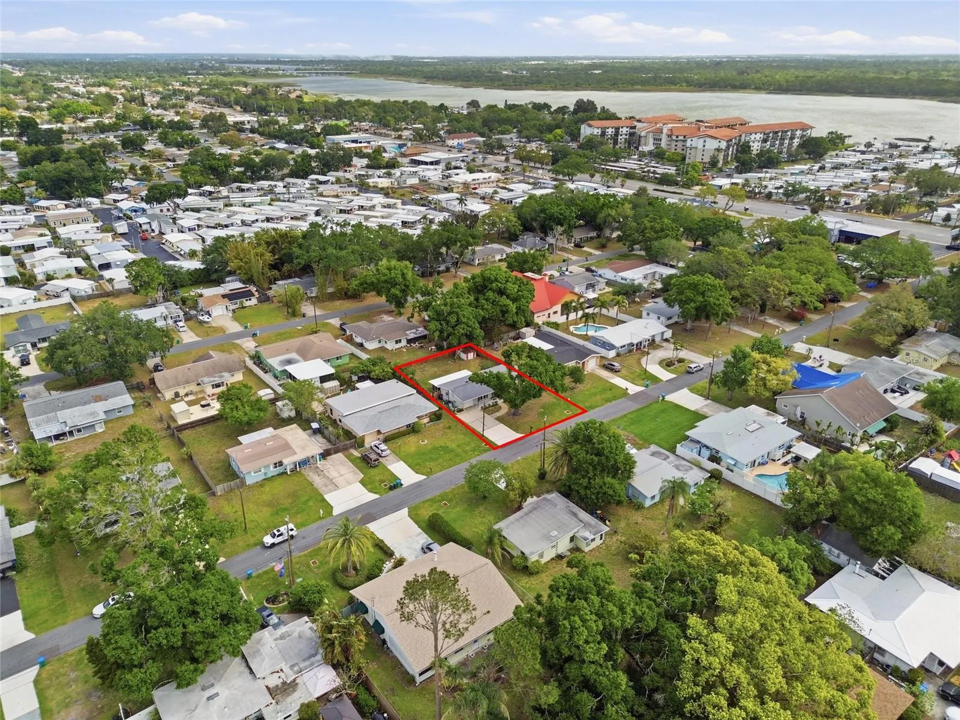 10871 Grove Terrace Seminole FL 33772