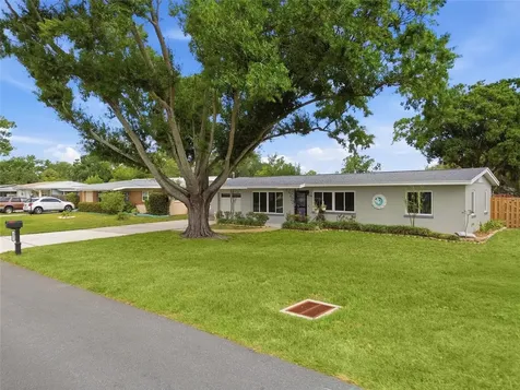 10871 Grove Terrace Seminole FL 33772