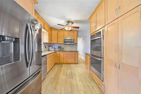 10871 Grove Terrace Seminole FL 33772