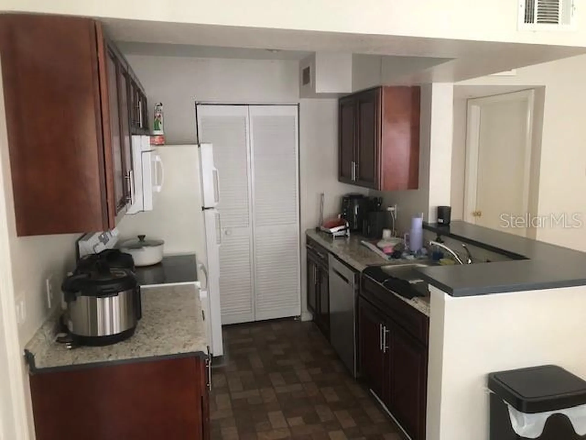 1049 S Hiawassee Road Orlando FL 32835