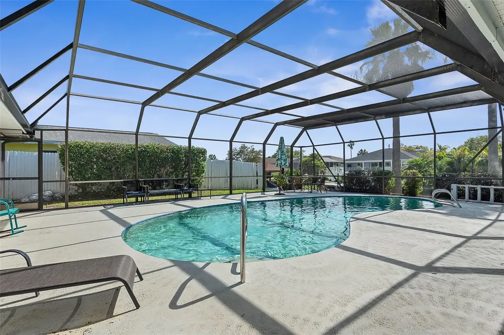 12 Clarendon Court S Palm Coast FL 32137
