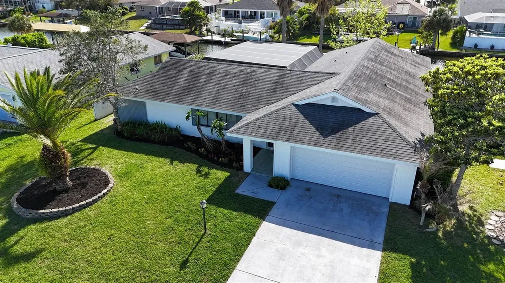 12 Clarendon Court S Palm Coast FL 32137
