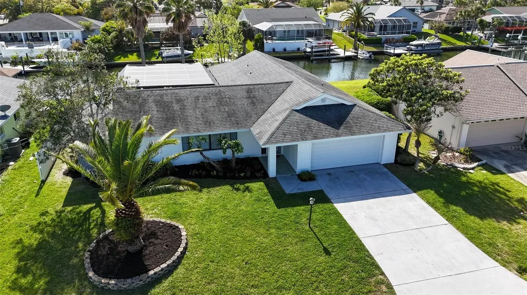 12 Clarendon Court S Palm Coast FL 32137