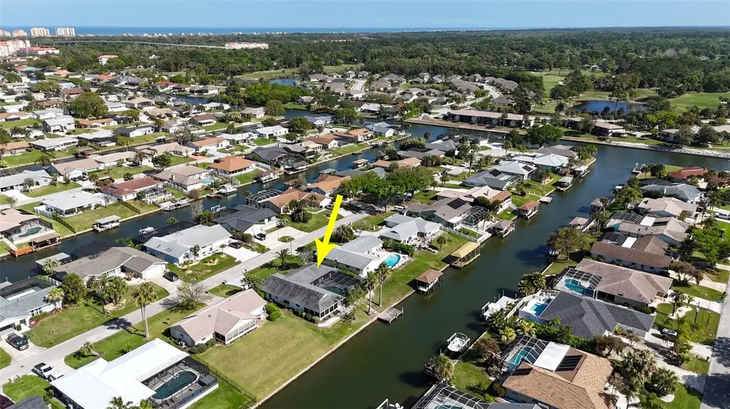 12 Clarendon Court S Palm Coast FL 32137