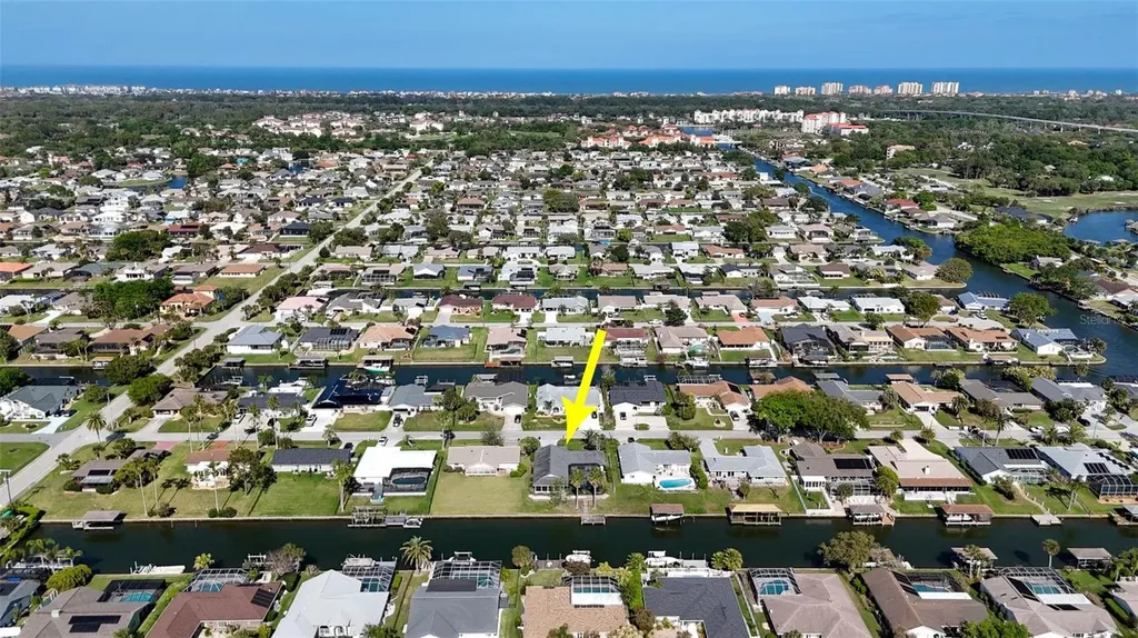 12 Clarendon Court S Palm Coast FL 32137