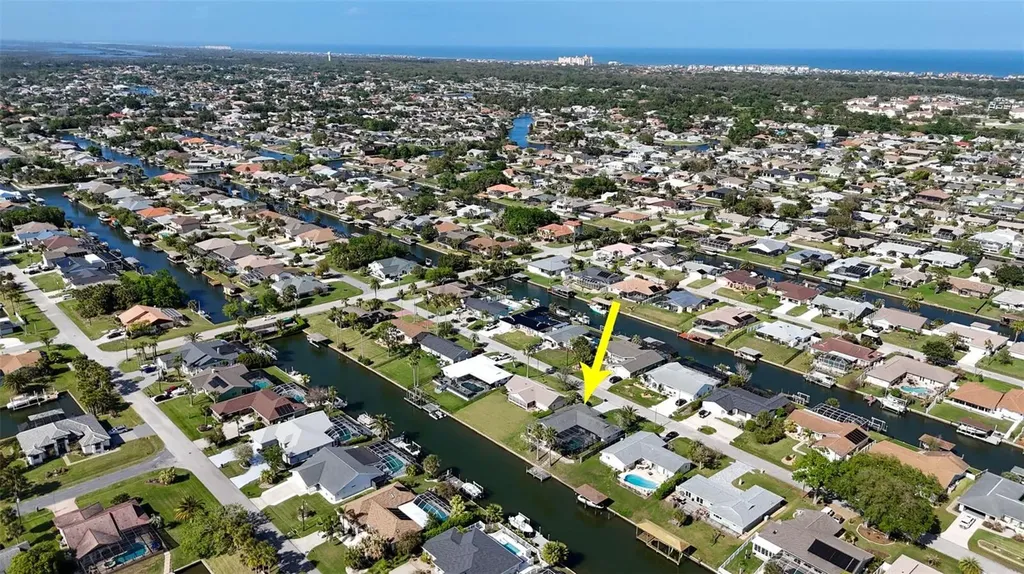 12 Clarendon Court S Palm Coast FL 32137