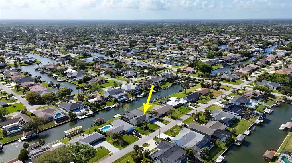 12 Clarendon Court S Palm Coast FL 32137
