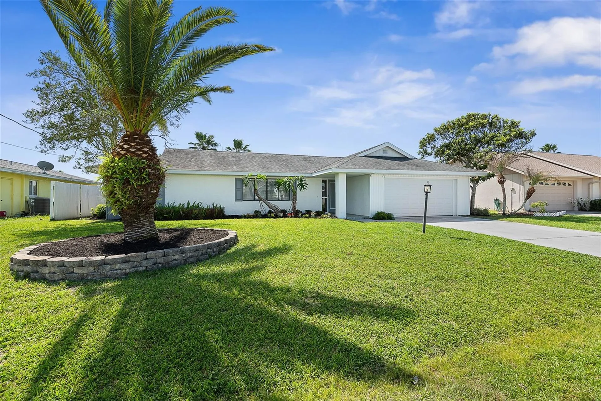 12 Clarendon Court S Palm Coast FL 32137