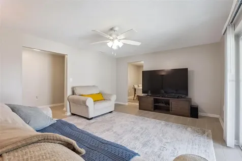 525 Conway Road Orlando FL 32807