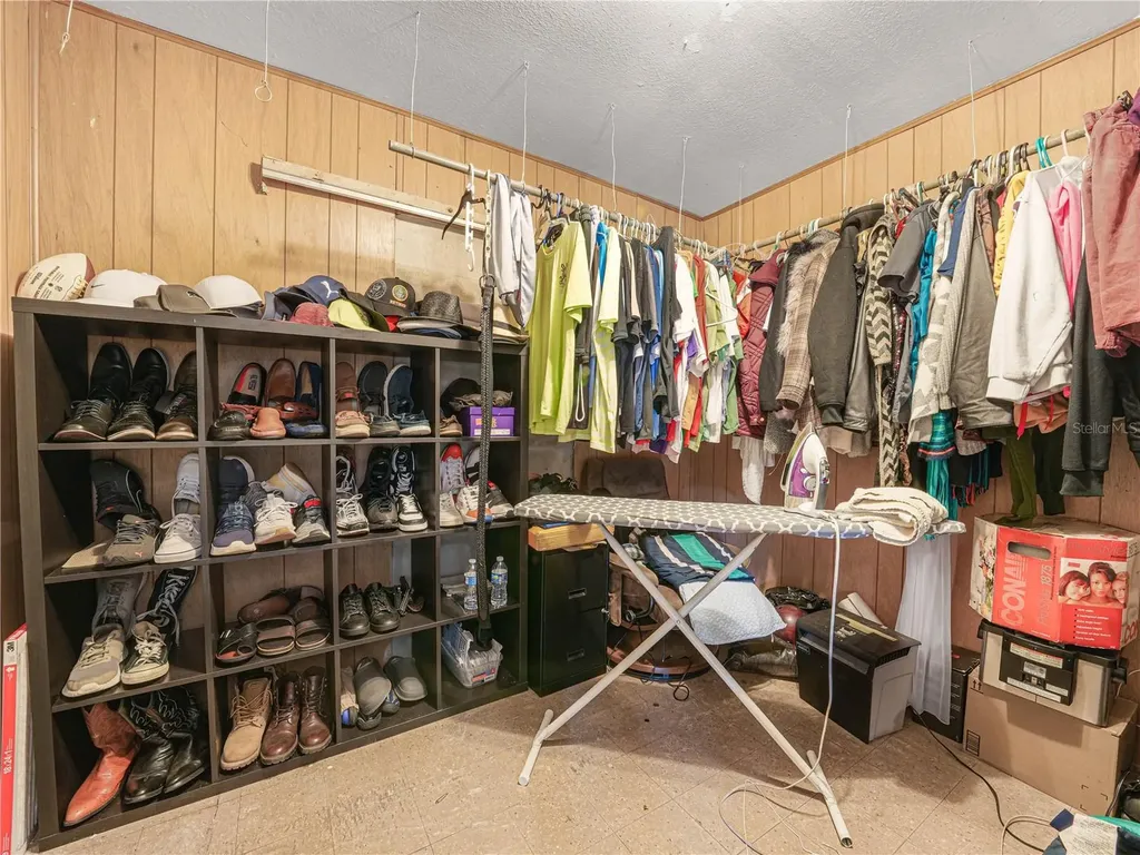 129 W Northside Drive Lake Wales FL 33853