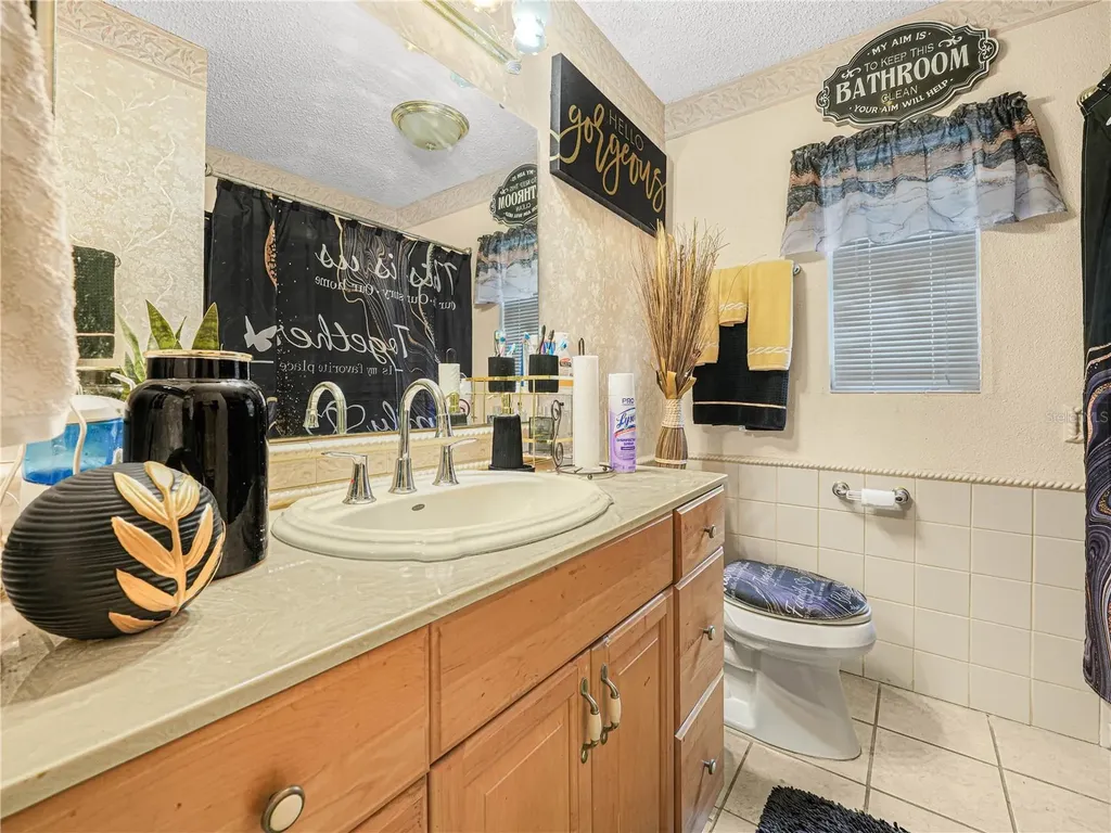 129 W Northside Drive Lake Wales FL 33853