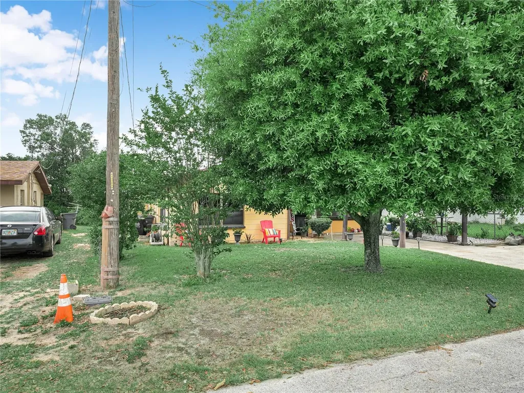 129 W Northside Drive Lake Wales FL 33853