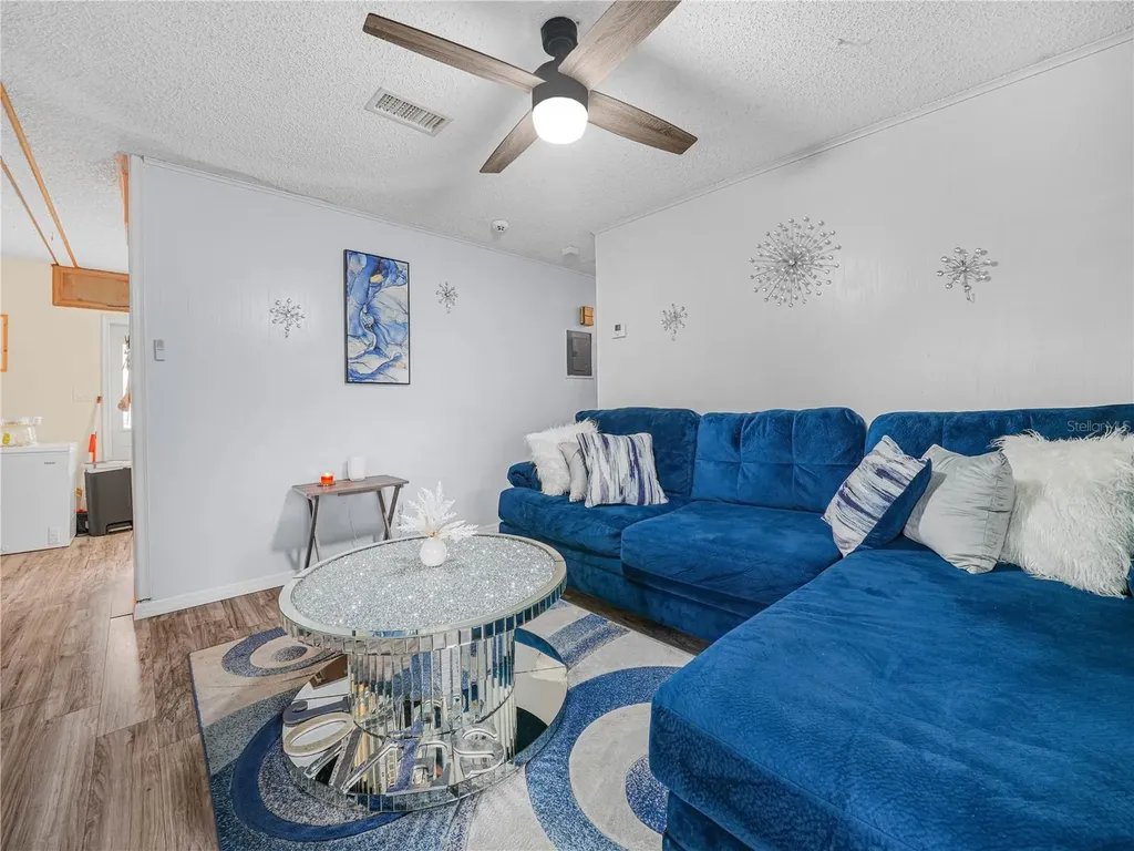 129 W Northside Drive Lake Wales FL 33853