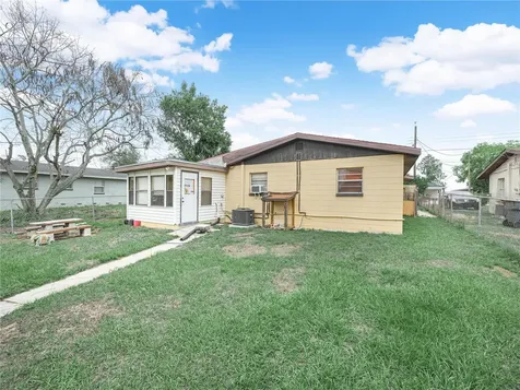 129 W Northside Drive Lake Wales FL 33853