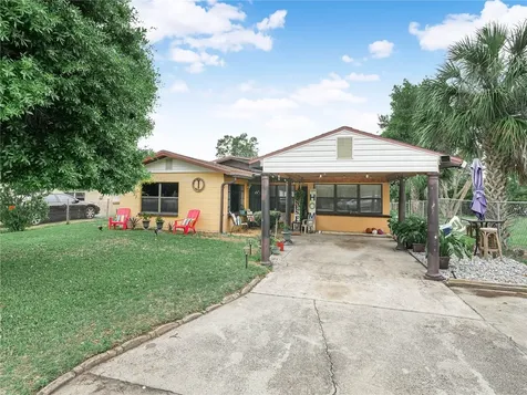 129 W Northside Drive Lake Wales FL 33853