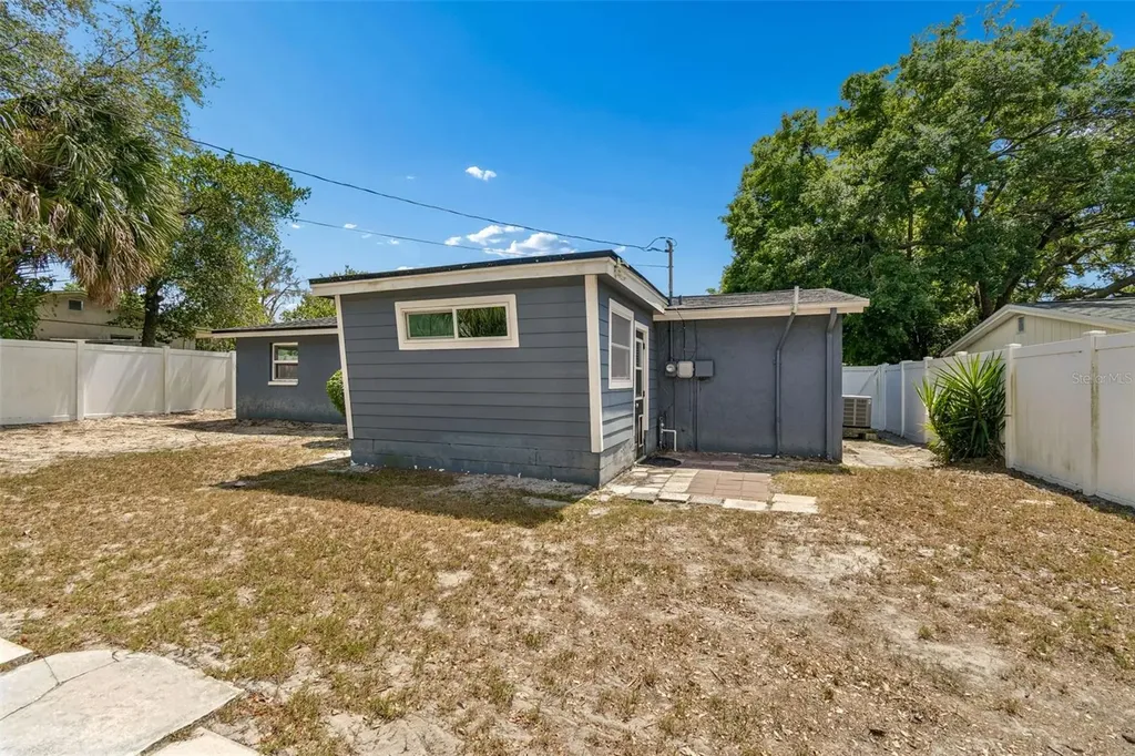 6201 Silver Drive New Port Richey FL 34653