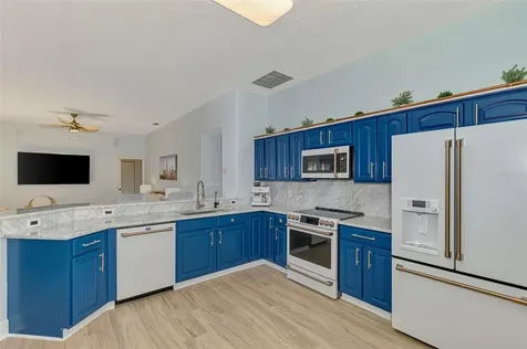 5106 76th Street E Bradenton FL 34203