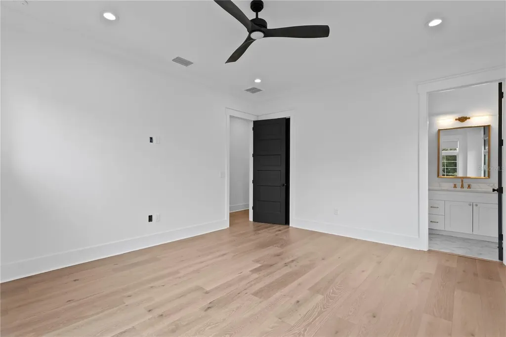 2503 N Glenwood Drive Tampa FL 33602