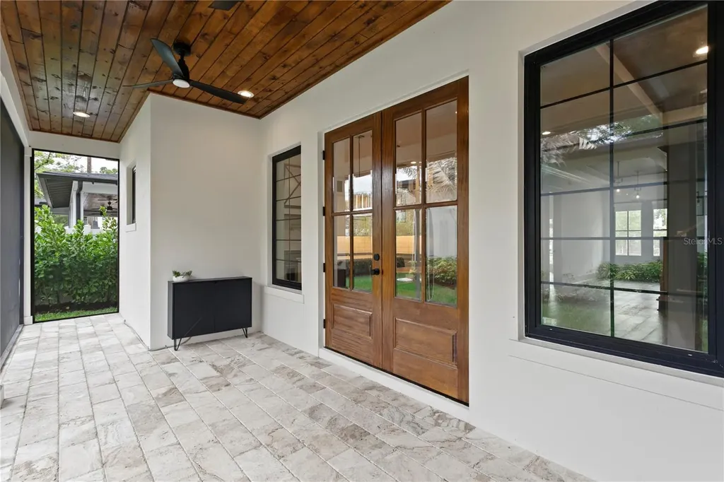 2503 N Glenwood Drive Tampa FL 33602