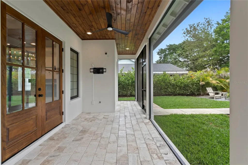 2503 N Glenwood Drive Tampa FL 33602