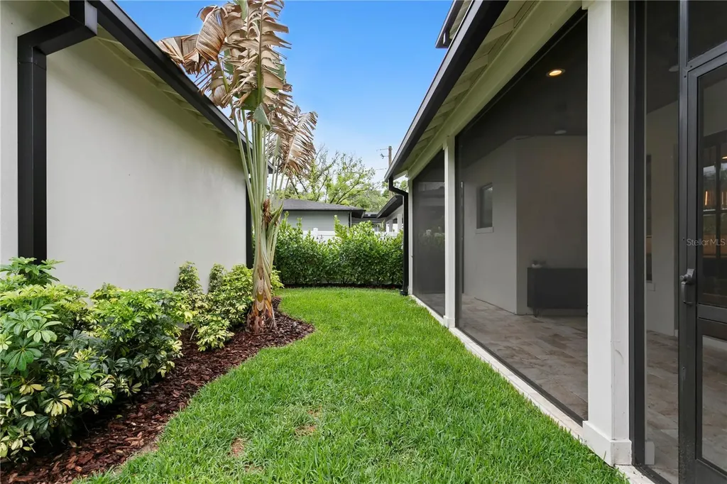 2503 N Glenwood Drive Tampa FL 33602