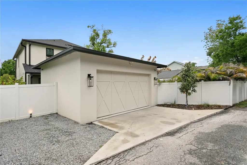 2503 N Glenwood Drive Tampa FL 33602
