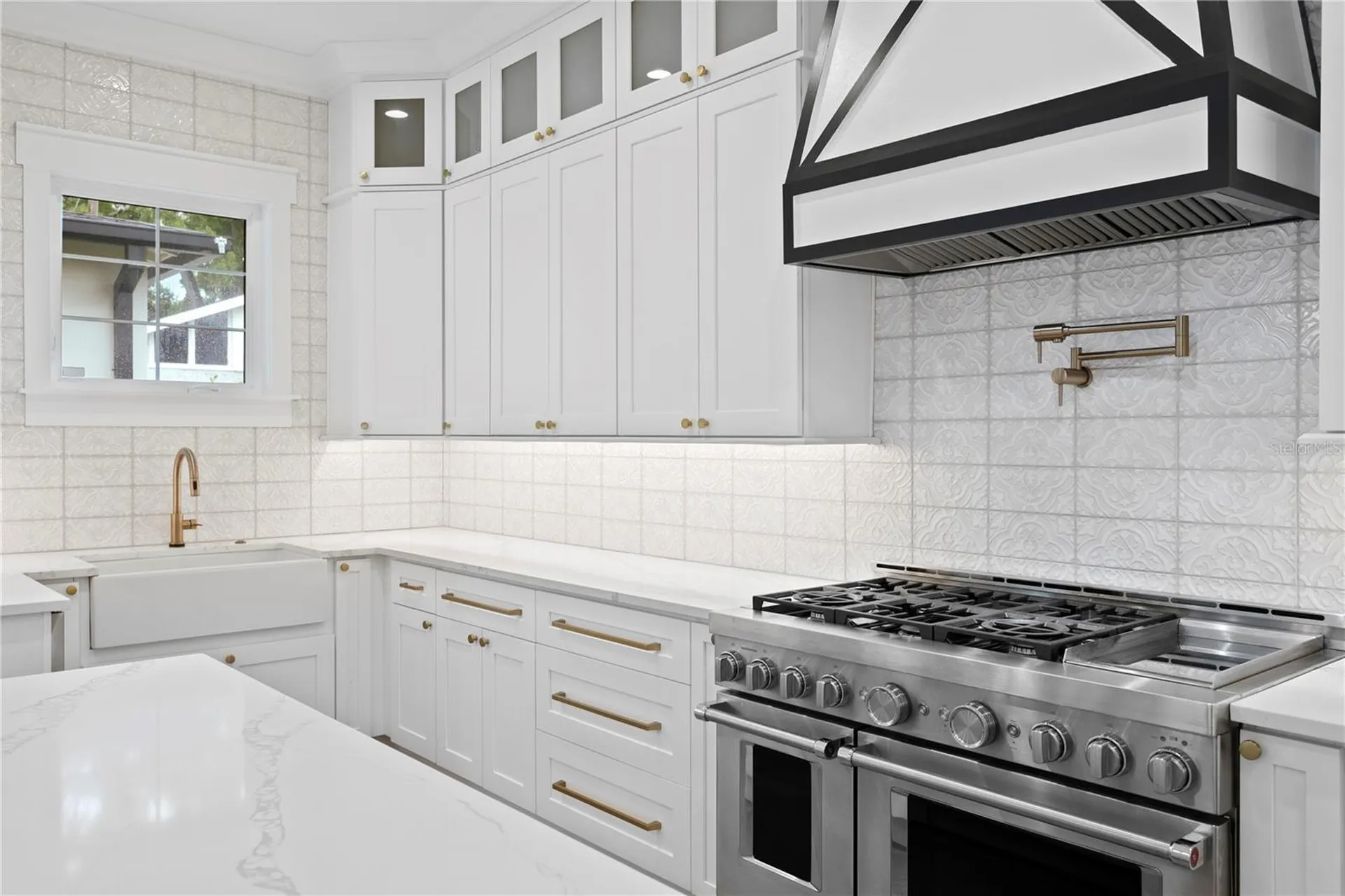 2503 N Glenwood Drive Tampa FL 33602