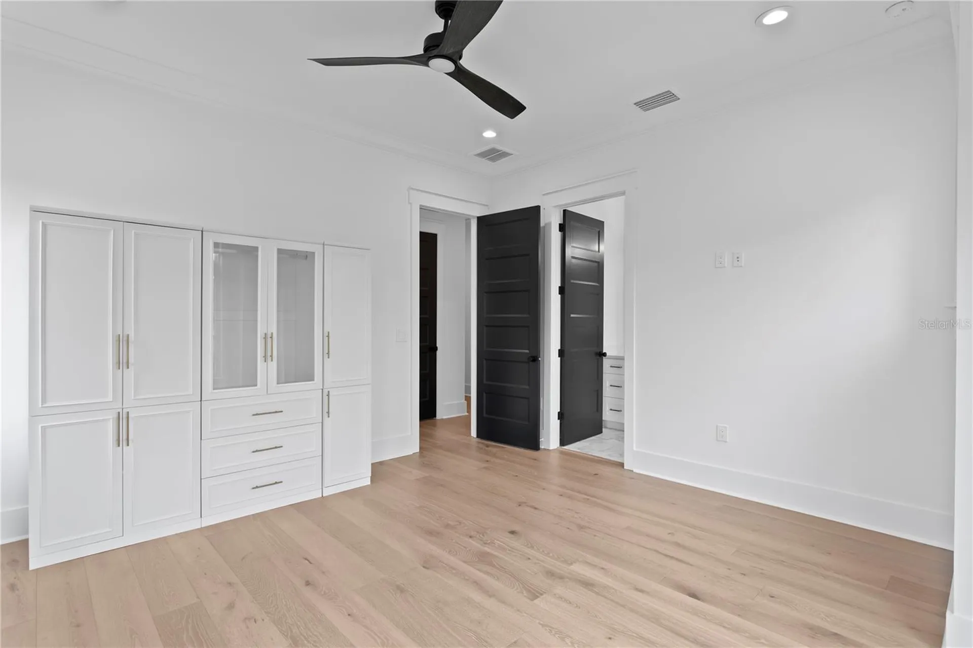 2503 N Glenwood Drive Tampa FL 33602