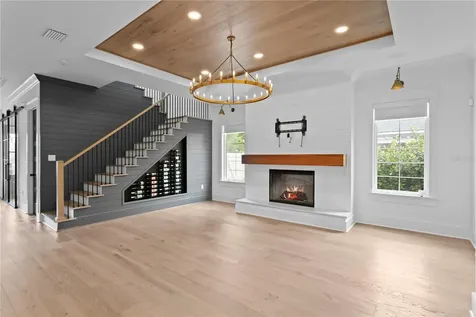 2503 N Glenwood Drive Tampa FL 33602