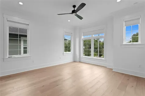 2503 N Glenwood Drive Tampa FL 33602