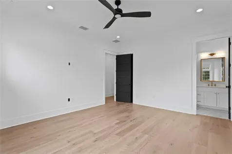 2503 N Glenwood Drive Tampa FL 33602
