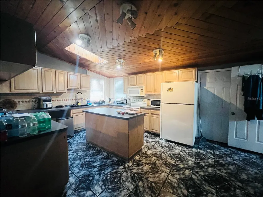 5543 Moog Road New Port Richey FL 34652