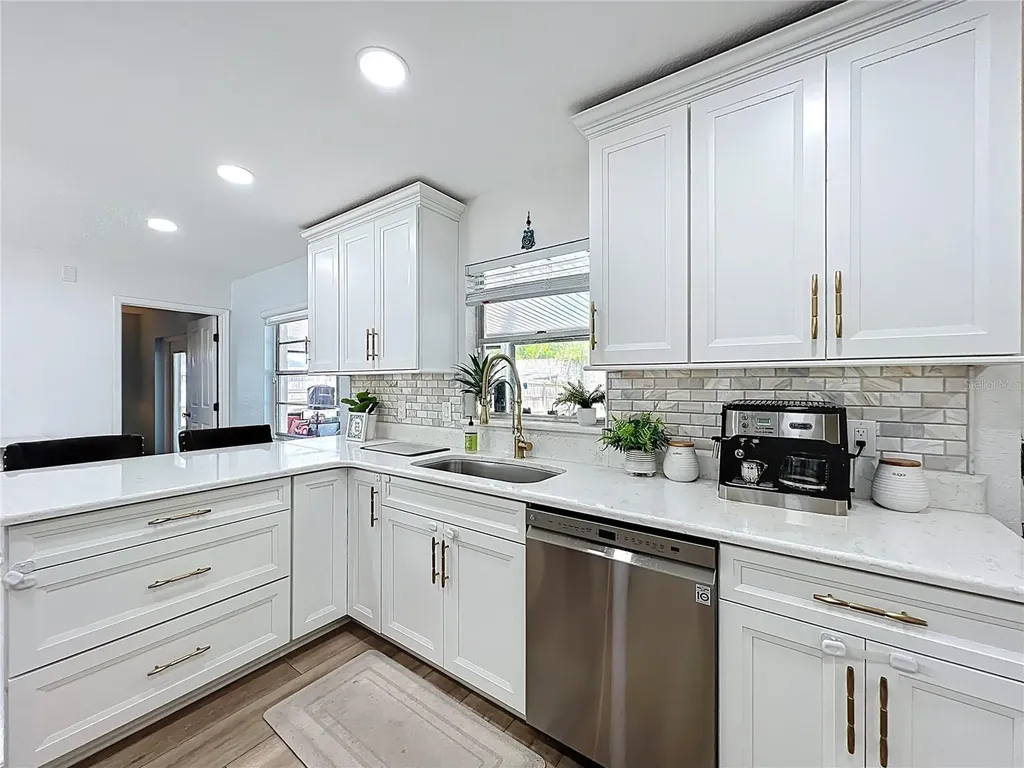 5317 Myrica Road Orlando FL 32810