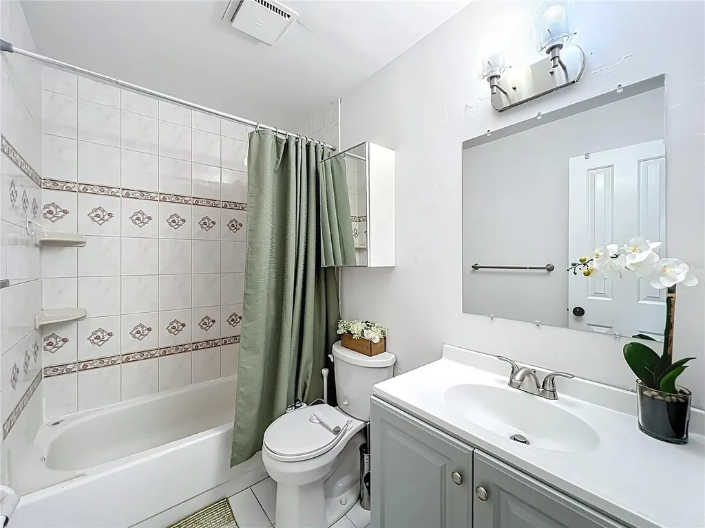 5317 Myrica Road Orlando FL 32810