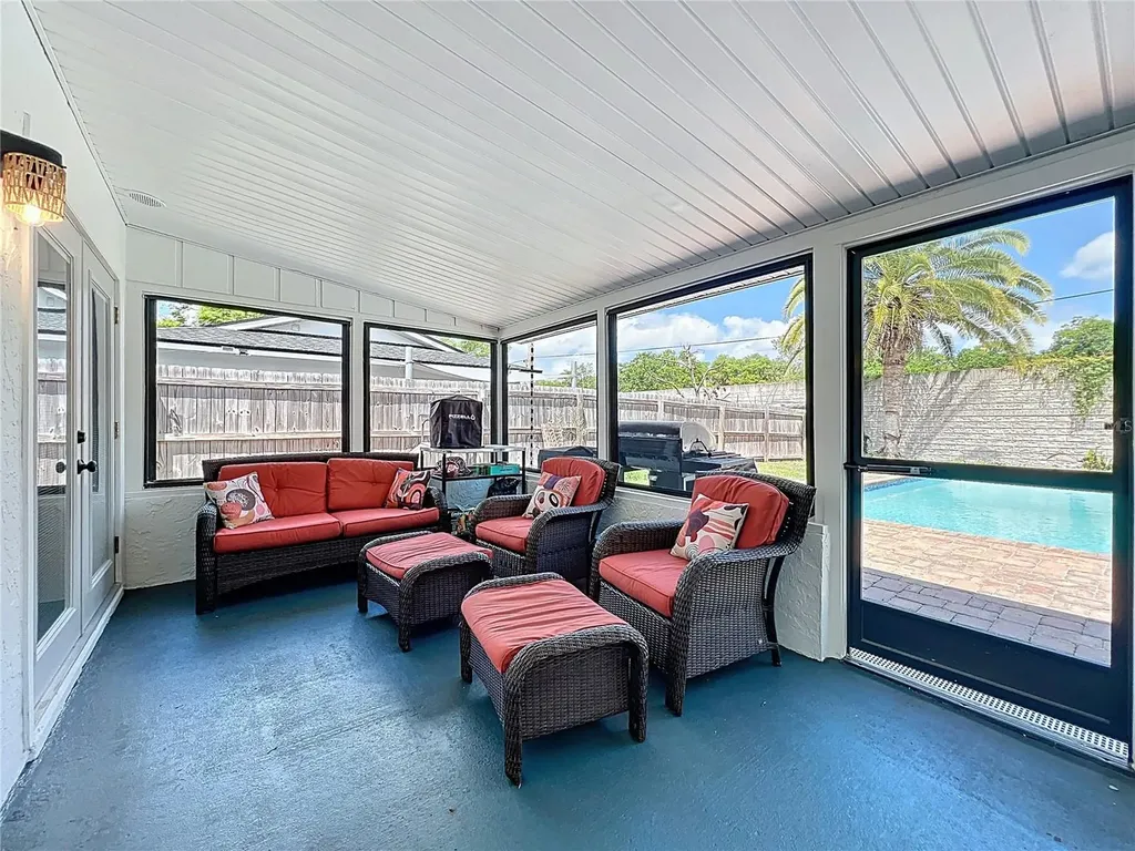 5317 Myrica Road Orlando FL 32810