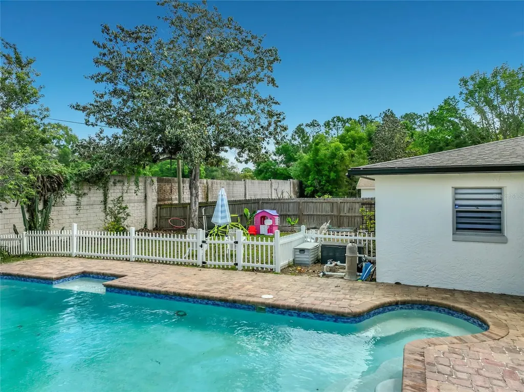 5317 Myrica Road Orlando FL 32810